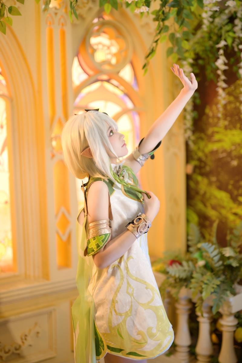 莱可Raika 作品合集 [4套][持续更新]【电鸽游戏女主 cos】