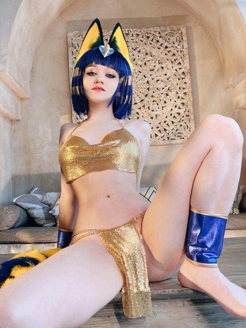 Donna Loli 作品合集 [11套][持续更新]【电鸽清冷感 cos】