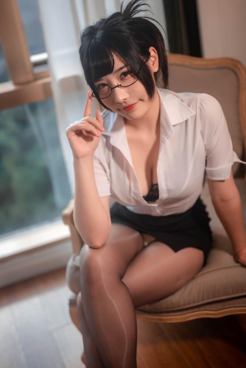 糖果果Candy 作品合集 [12套][持续更新]【电鸽游戏女主 cos】