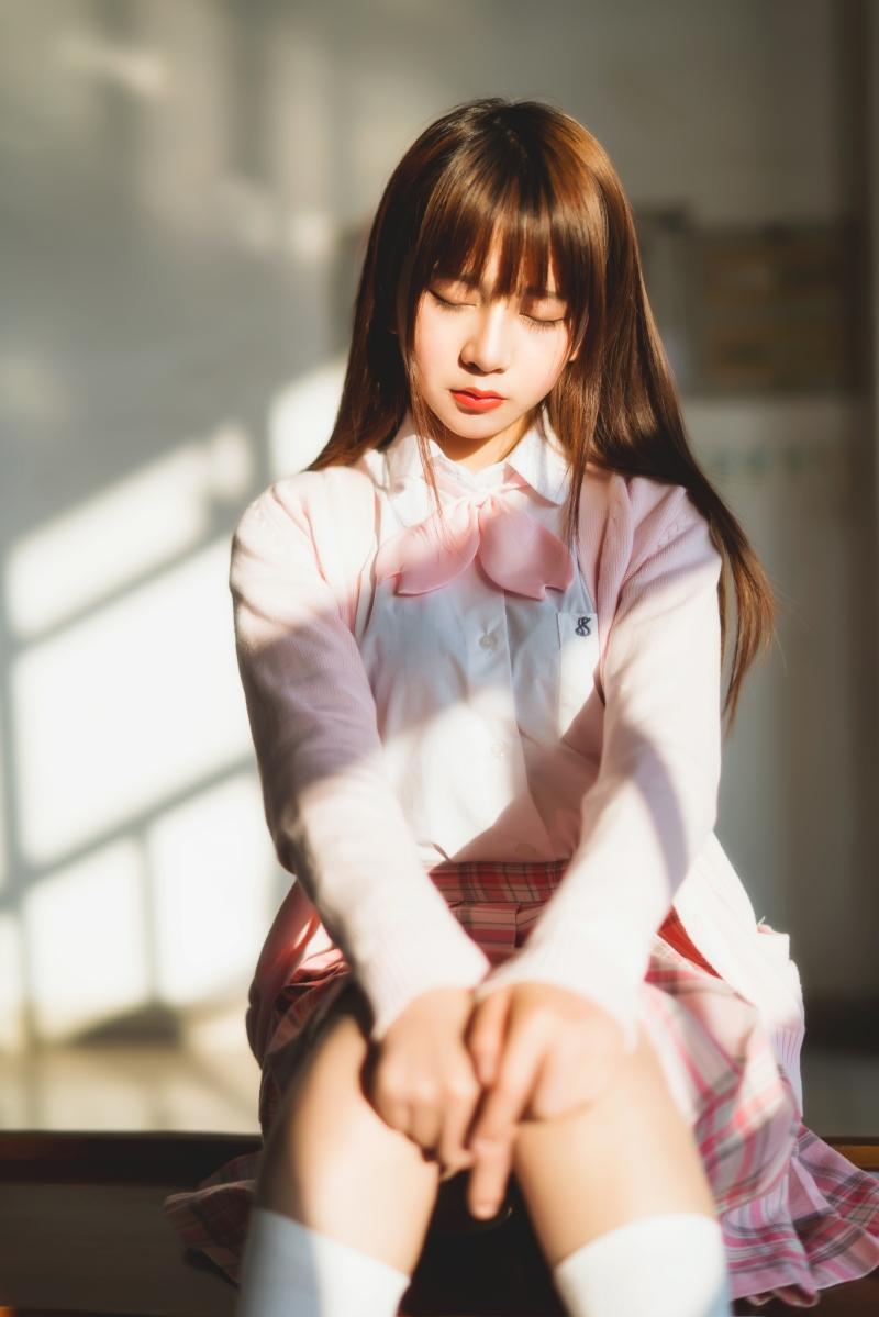 秋山AkI 作品合集 [5套][持续更新]【电鸽游戏角色 cos 返图】