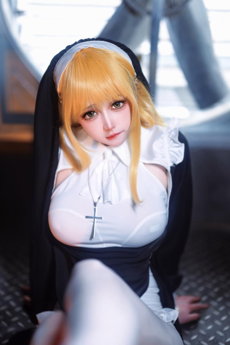 莱可Raika 作品合集 [4套][持续更新]【电鸽游戏女主 cos】