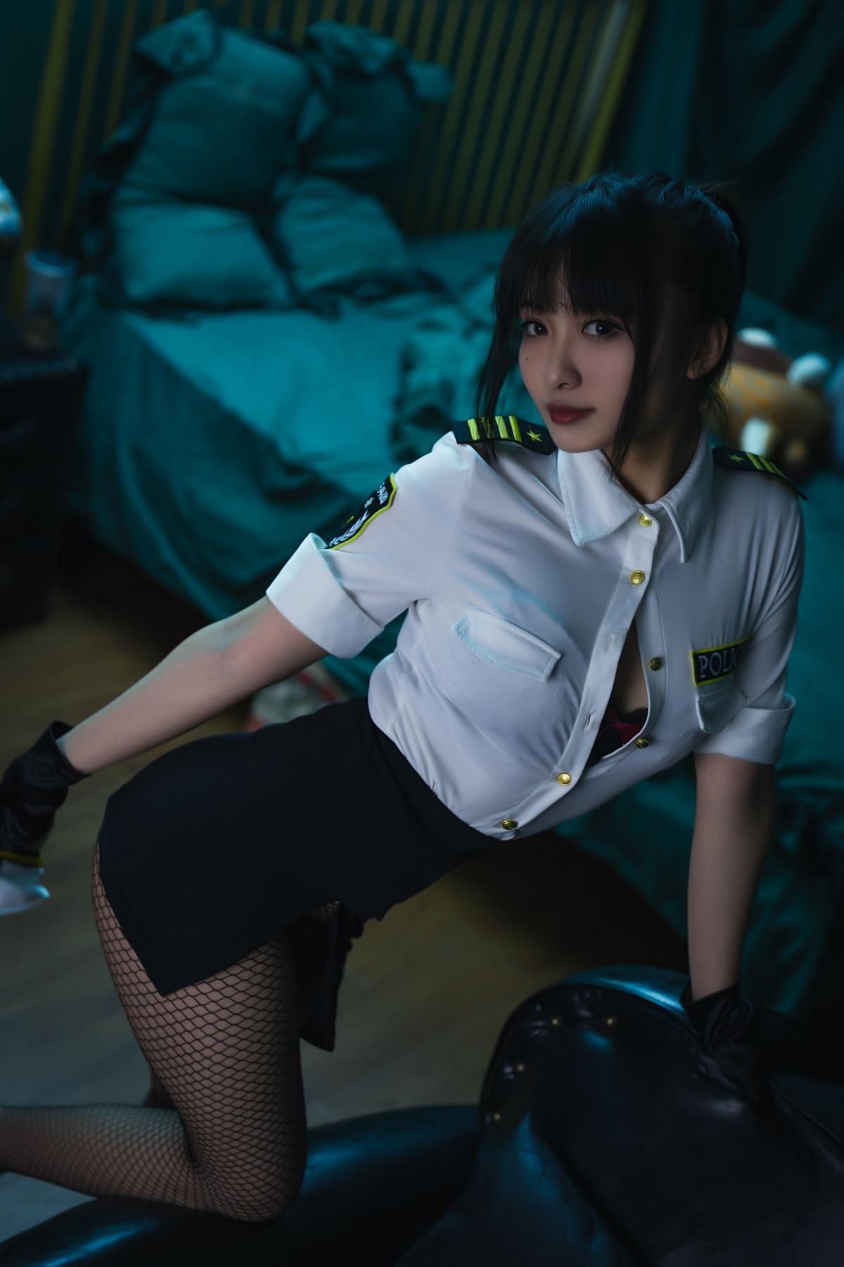 洛璃 LoLiSAMA 作品合集 [106套][持续更新]【电鸽cos 合集大全】